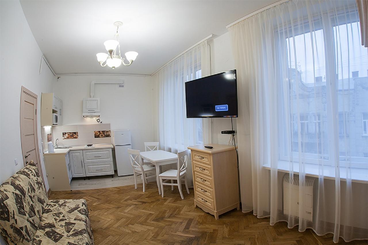 Doroshanka Central Lviv: Opera House Proximity with Private Parking Exterior photo